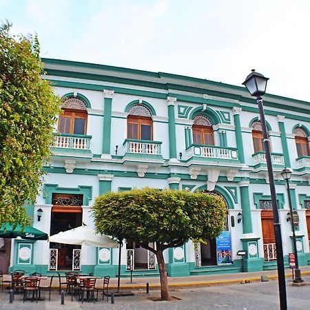 Hotel Dario Granada Bagian luar foto