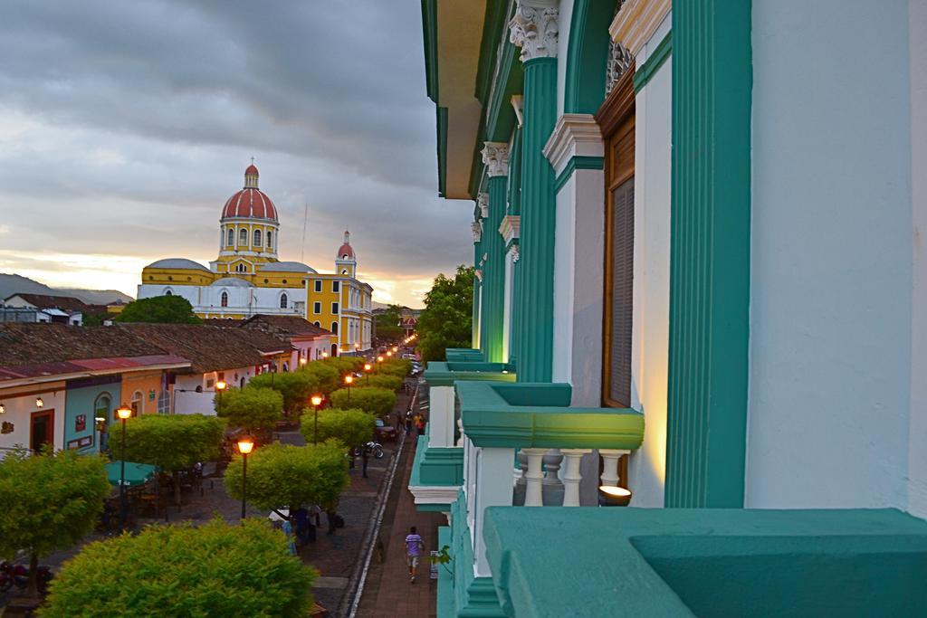 Hotel Dario Granada Bagian luar foto